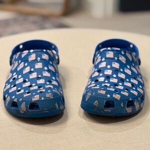 CROCS Vineyard Vines American Flag Classic Clogs. 🇺🇸